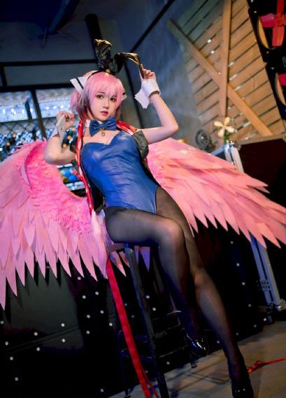 美少女莫娜
