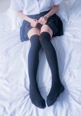 淑芬两腿间又痒又疼的原因