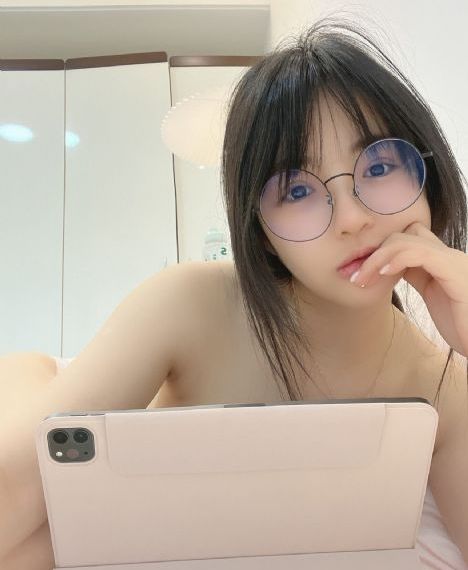 国产乱人乱偷精品视频a人人澡