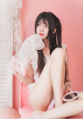 铁匠家的小卿卿