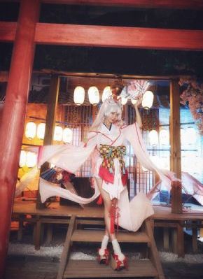 凯登克劳丝情欲满载在线播